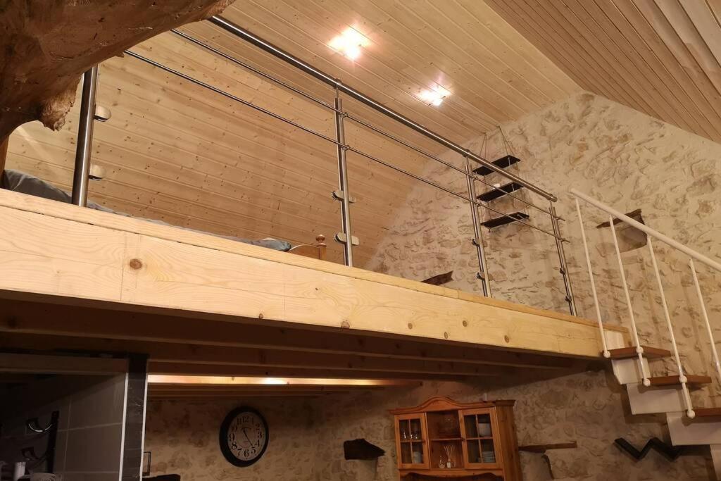 Le Portougais, Chalet A Chanaz, La Petite Venise Savoyarde Kültér fotó