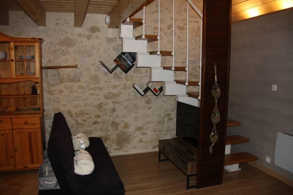 Le Portougais, Chalet A Chanaz, La Petite Venise Savoyarde Kültér fotó