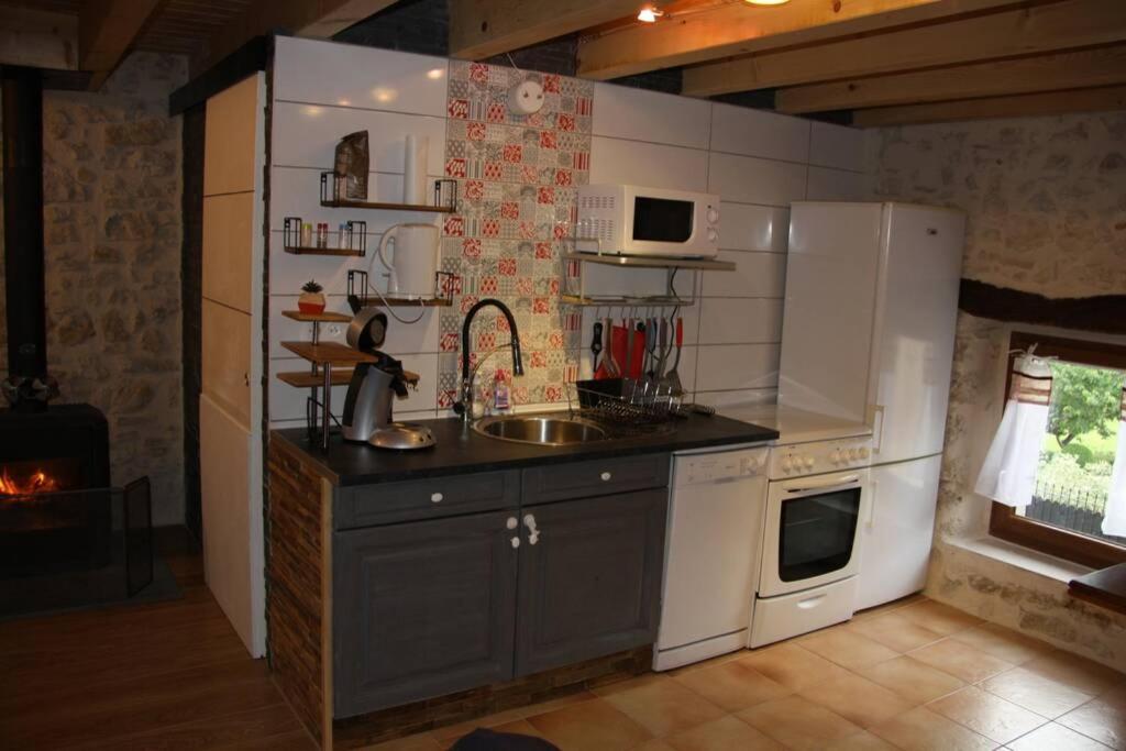 Le Portougais, Chalet A Chanaz, La Petite Venise Savoyarde Kültér fotó