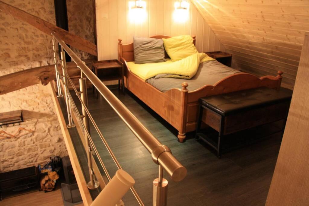 Le Portougais, Chalet A Chanaz, La Petite Venise Savoyarde Kültér fotó